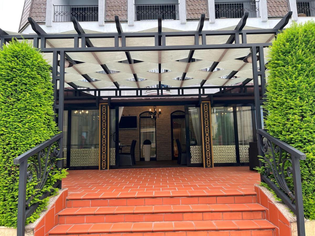 Family Hotel Paradise Saints Constantine and Helena Екстер'єр фото