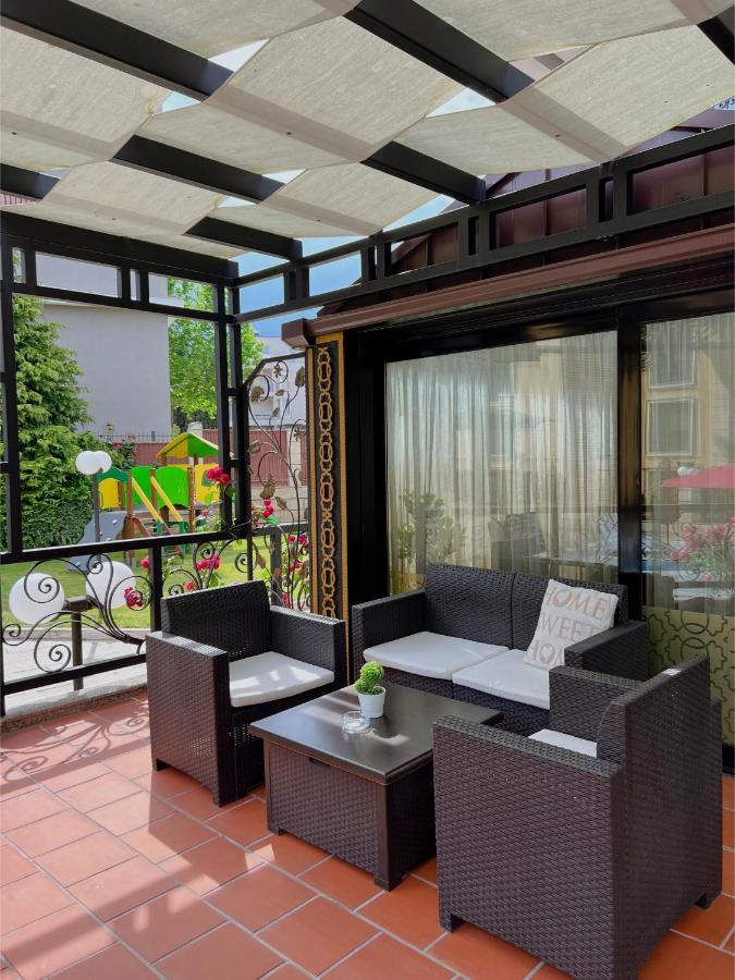 Family Hotel Paradise Saints Constantine and Helena Екстер'єр фото