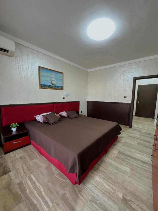 Family Hotel Paradise Saints Constantine and Helena Екстер'єр фото