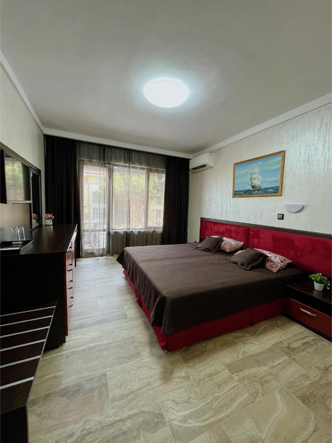 Family Hotel Paradise Saints Constantine and Helena Екстер'єр фото