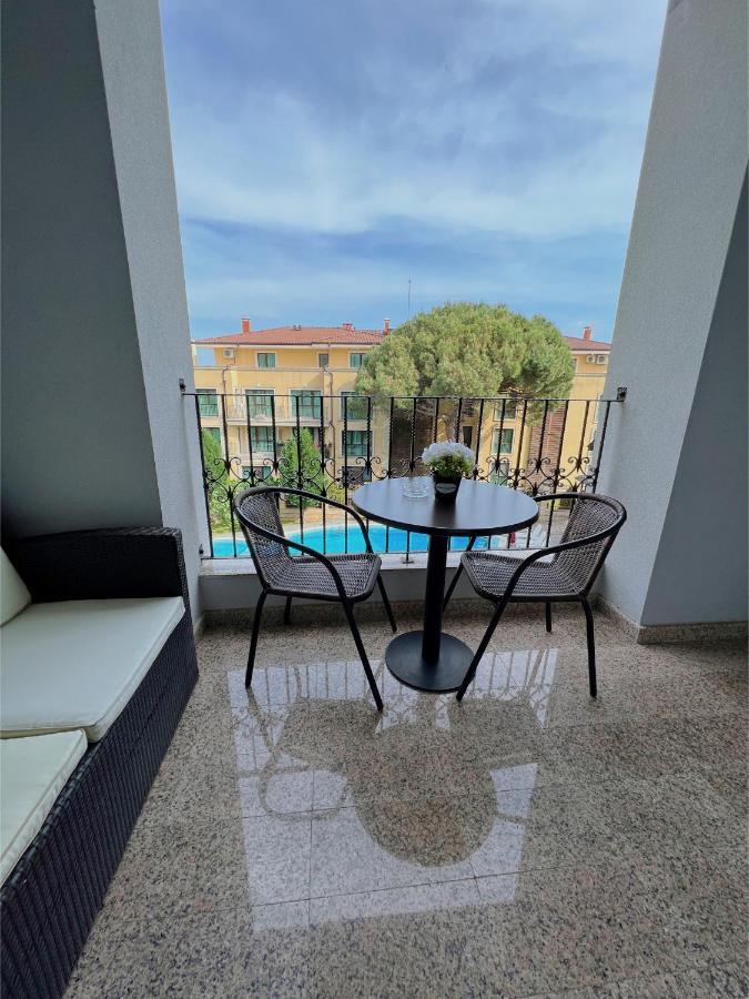 Family Hotel Paradise Saints Constantine and Helena Екстер'єр фото