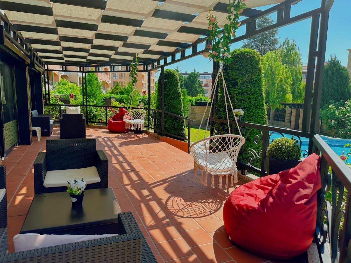 Family Hotel Paradise Saints Constantine and Helena Екстер'єр фото